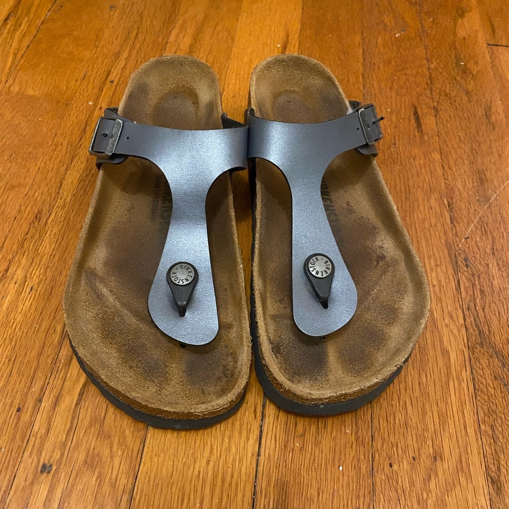 Women’s Metallic Blue Gizeh Sandals